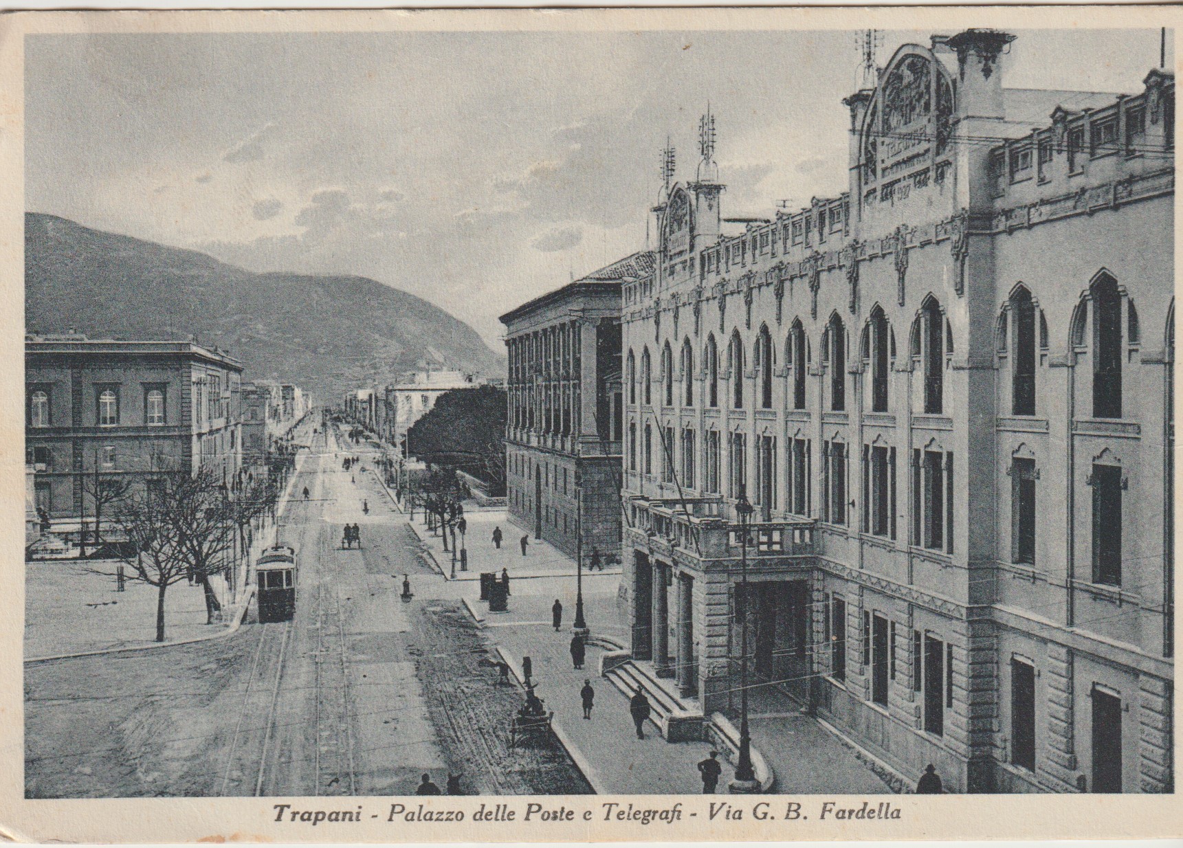 CARTOLINA SICILIA TRAPANI PALAZZO DELLE POSTE - TRAM - MF95741 - Foto 1 di 2