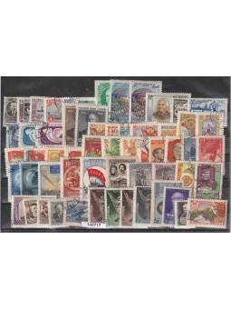 RUSSIA LOTTO 50 FRANCOBOLLI...