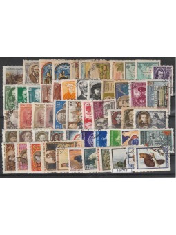 RUSSIA LOTTO 50 FRANCOBOLLI...