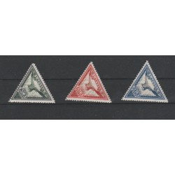 1932 LETTONIA LATVIJA AQUILA 3 VAL MNH MF52046