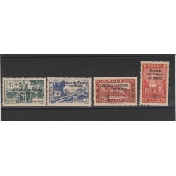 MAROCCO MAROC 1942 PRO BAMBINI FRANCESI YV200/03 - 4 V MLH MF52542