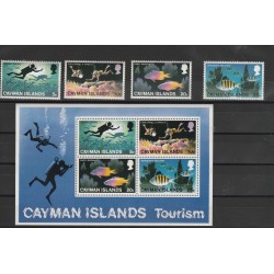 CAYMAN ISLANDS 1977 TURISMO 4 VALORI + 1 BF MNH MF53231
