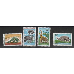 EX CONGO FRANCESE 1974 ANIMALI PREISTORICI 4 VAL MNH MF53527