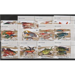 GUINEA GUINEE 1971 PESCI FAUNA 12 VAL MNH MF53626