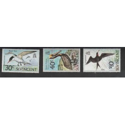 ST VINCENT 1974 FAUNA UCCELLI BIRDS 3 V MNH MF53947