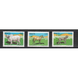 1974 BRASILE ALLEVAMENTI 3 VAL MNH MF54713