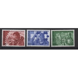 1975 SVIZZERA SWITZERLAND SERVIZIO UFFICIO INTERN. LAVORO 3 V MNH MF28415