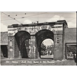 CARTOLINA LOMBARDIA MILANO ARCHI PORTA NUOVA VIA MANZONI VIAGGIATA MF82214